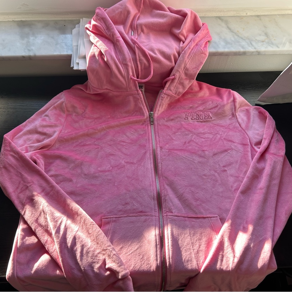 PINK Victoria's Secret Pink Sweatshirt - Picture 2 of 4